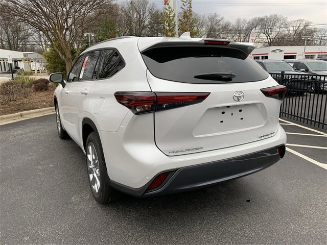New 2026 Toyota Highlander Limited image 6