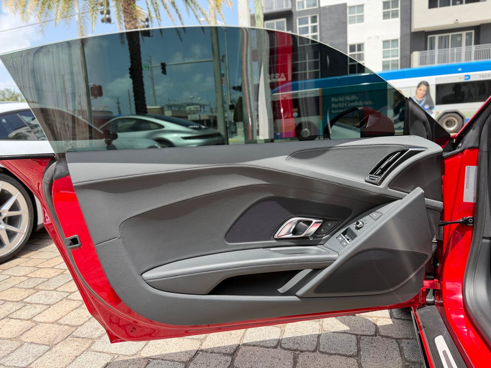 Used 2021 Audi R8 V10 RWD image 26