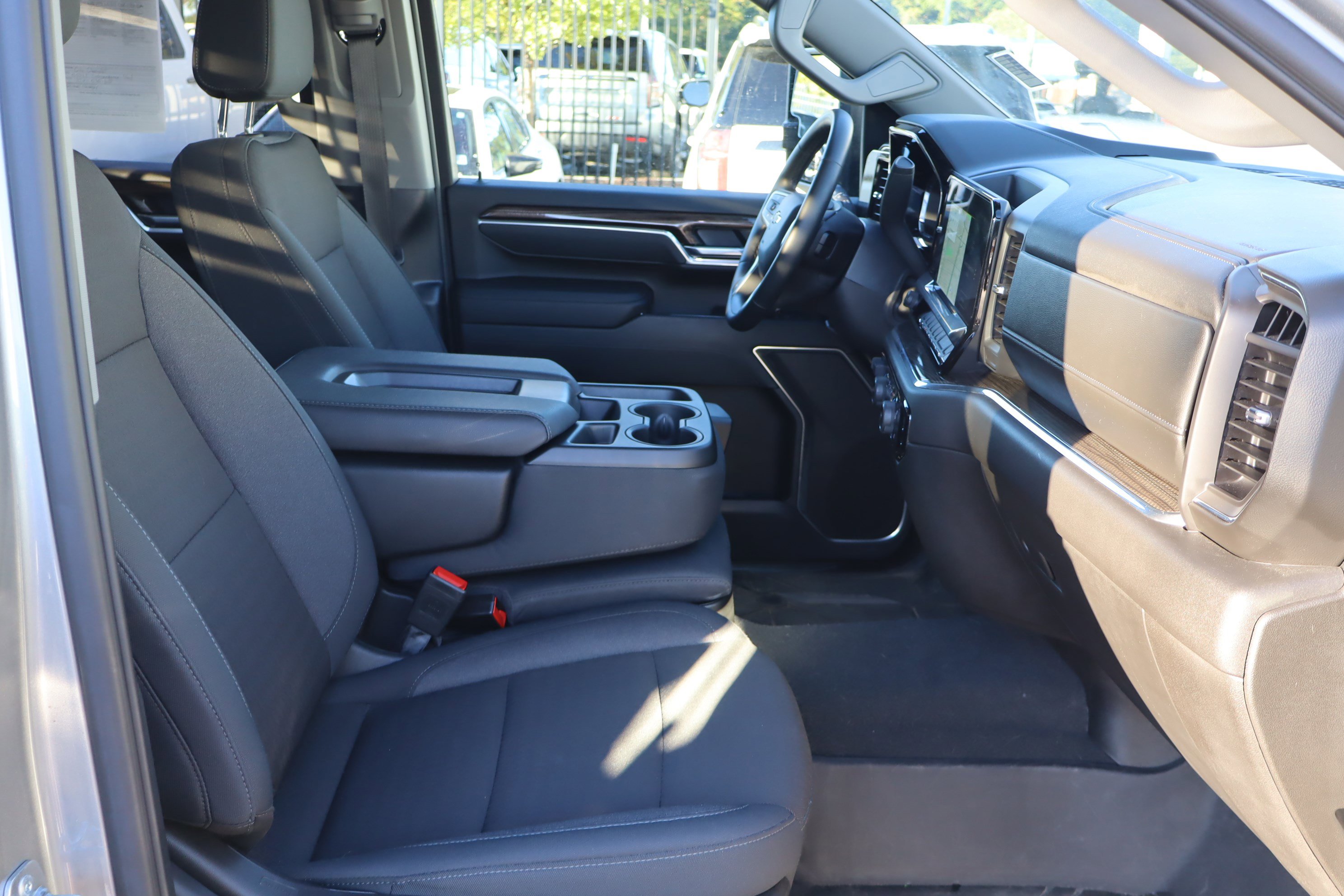 Certified 2025 Chevrolet Silverado 2500 LT w/ All Star Edition image 37