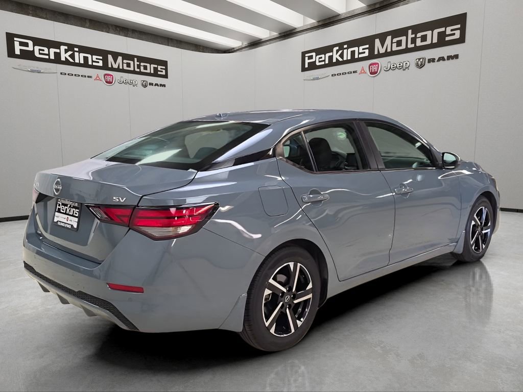 Used 2024 Nissan Sentra SV FWD image 5