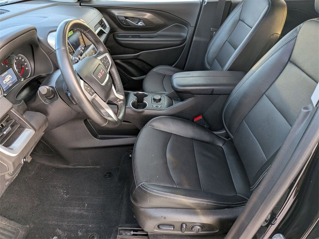 Used 2023 GMC Terrain SLT w/ Elevation Edition image 12