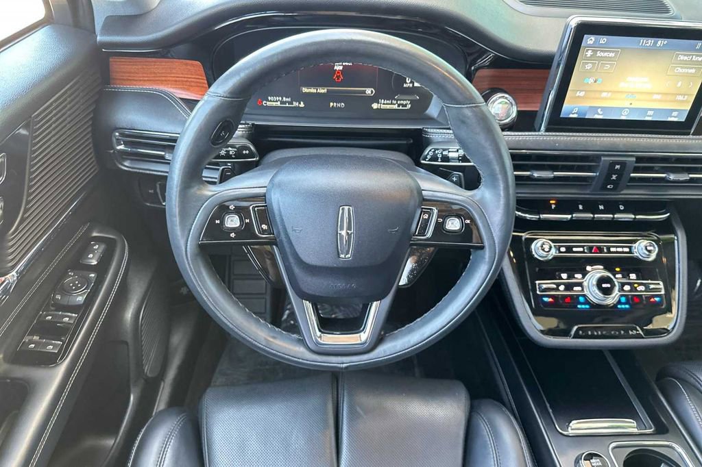 Used 2022 Lincoln Corsair Reserve w/ Equipment Group 201A image 15