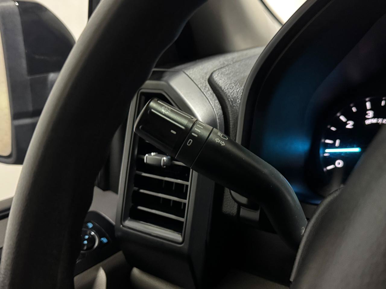 Used 2020 Ford F150 XL w/ Equipment Group 101A Mid AWD/4WD image 23