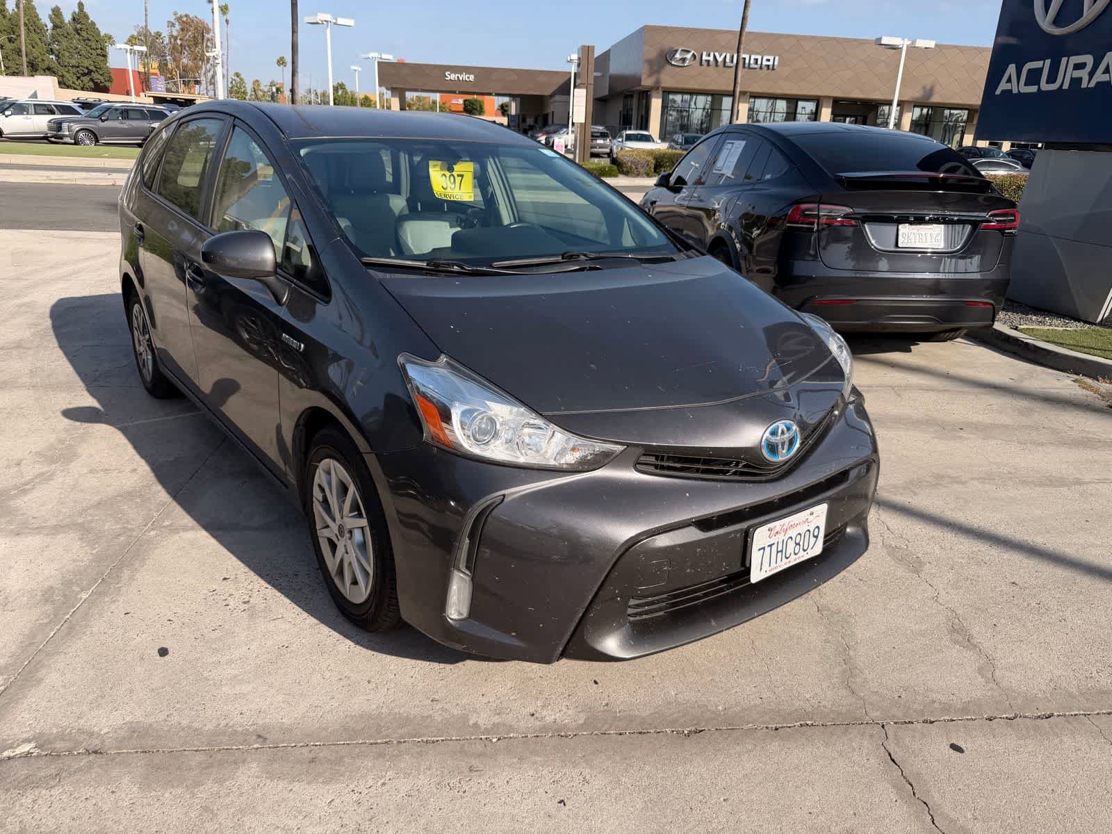 Used 2016 Toyota Prius V Four FWD image 3
