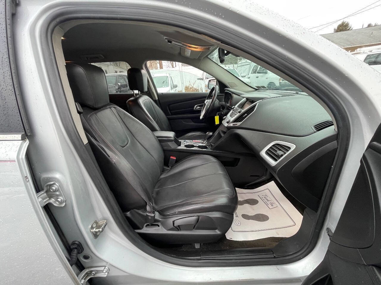 Used 2017 GMC Terrain SLT w/ Driver Alert Package I image 30