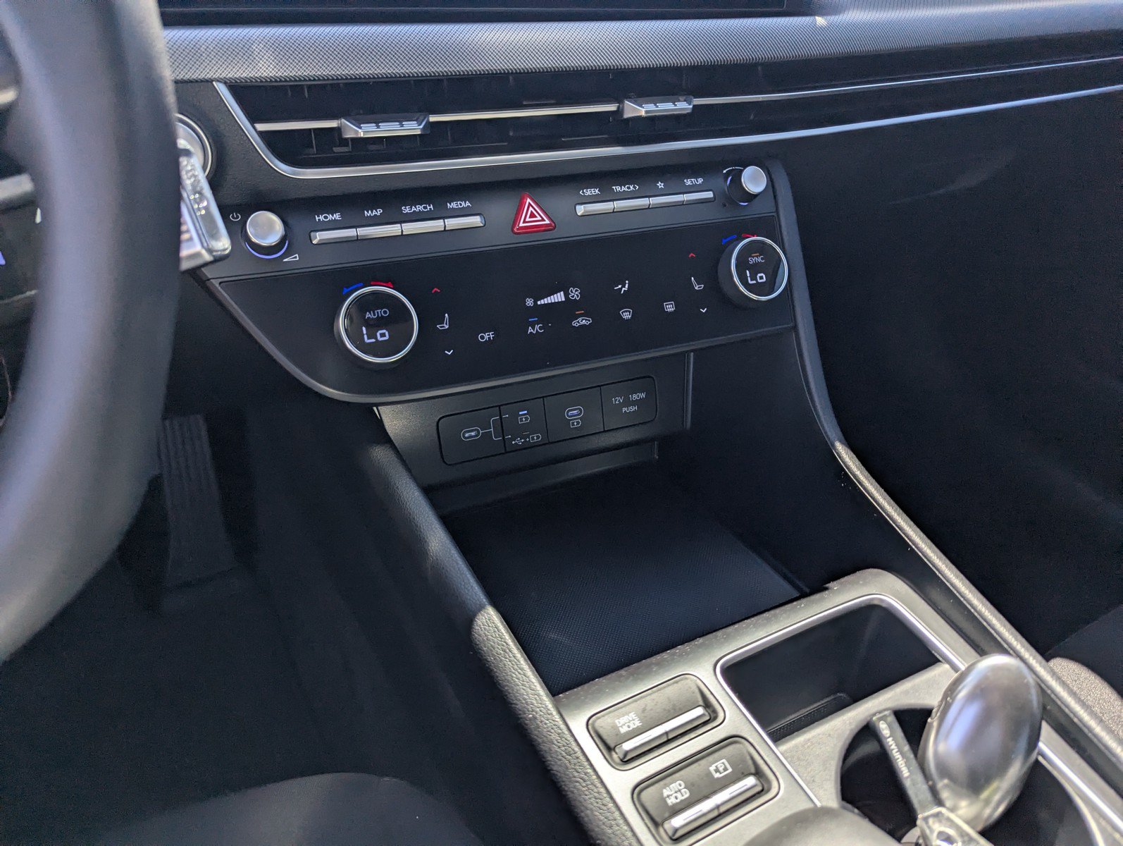 Certified 2024 Hyundai Sonata SEL FWD image 11