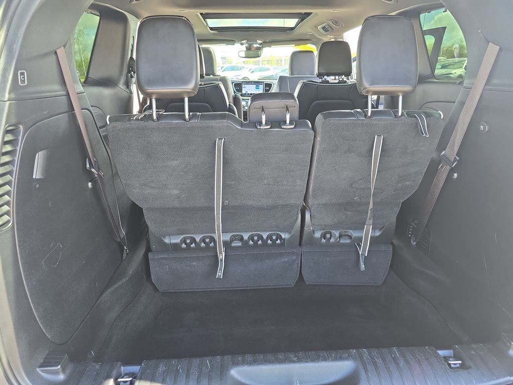 Used 2025 Chrysler Pacifica Limited FWD image 13
