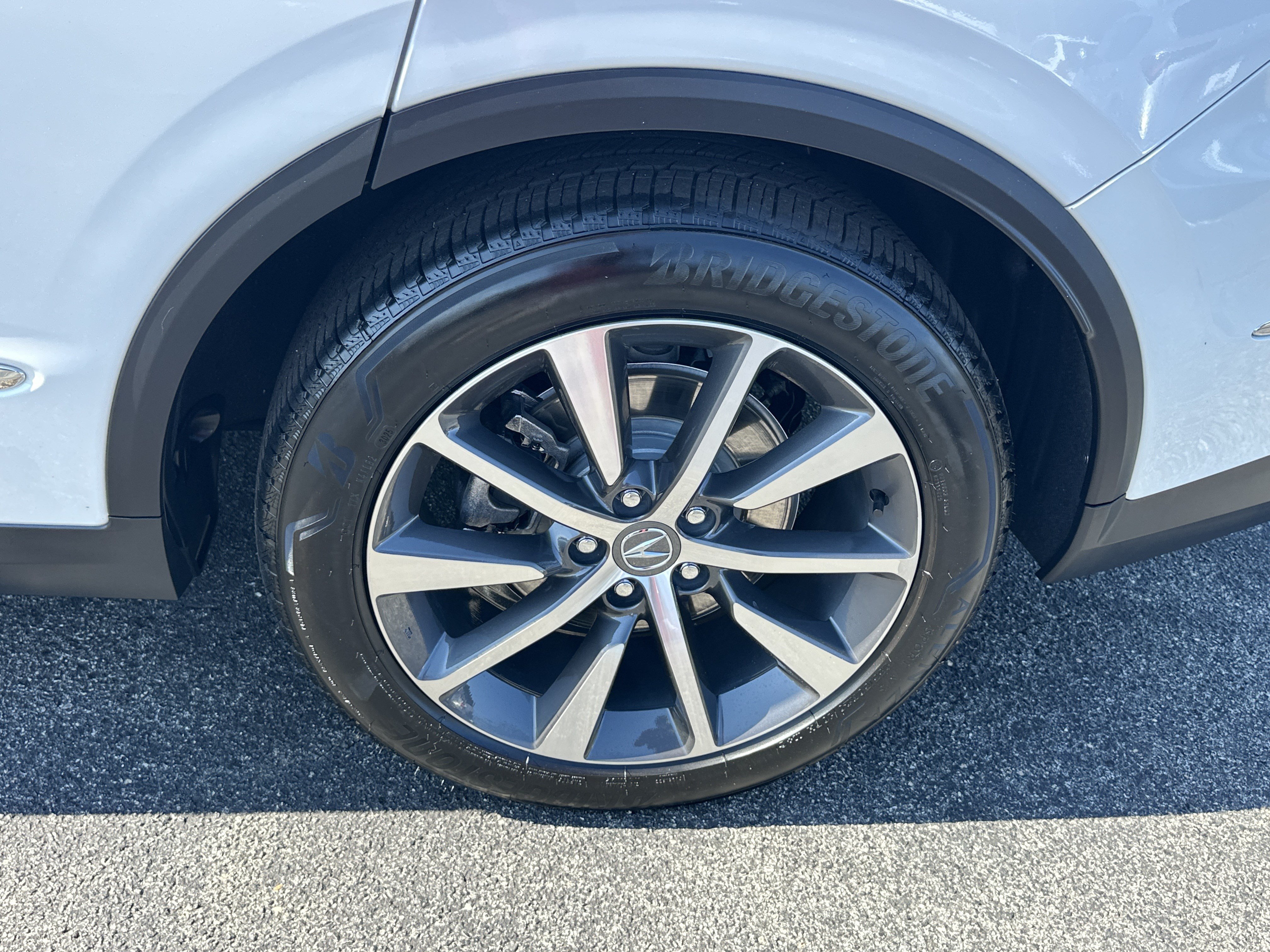 Certified 2026 Acura MDX w/ Technology Package FWD image 24