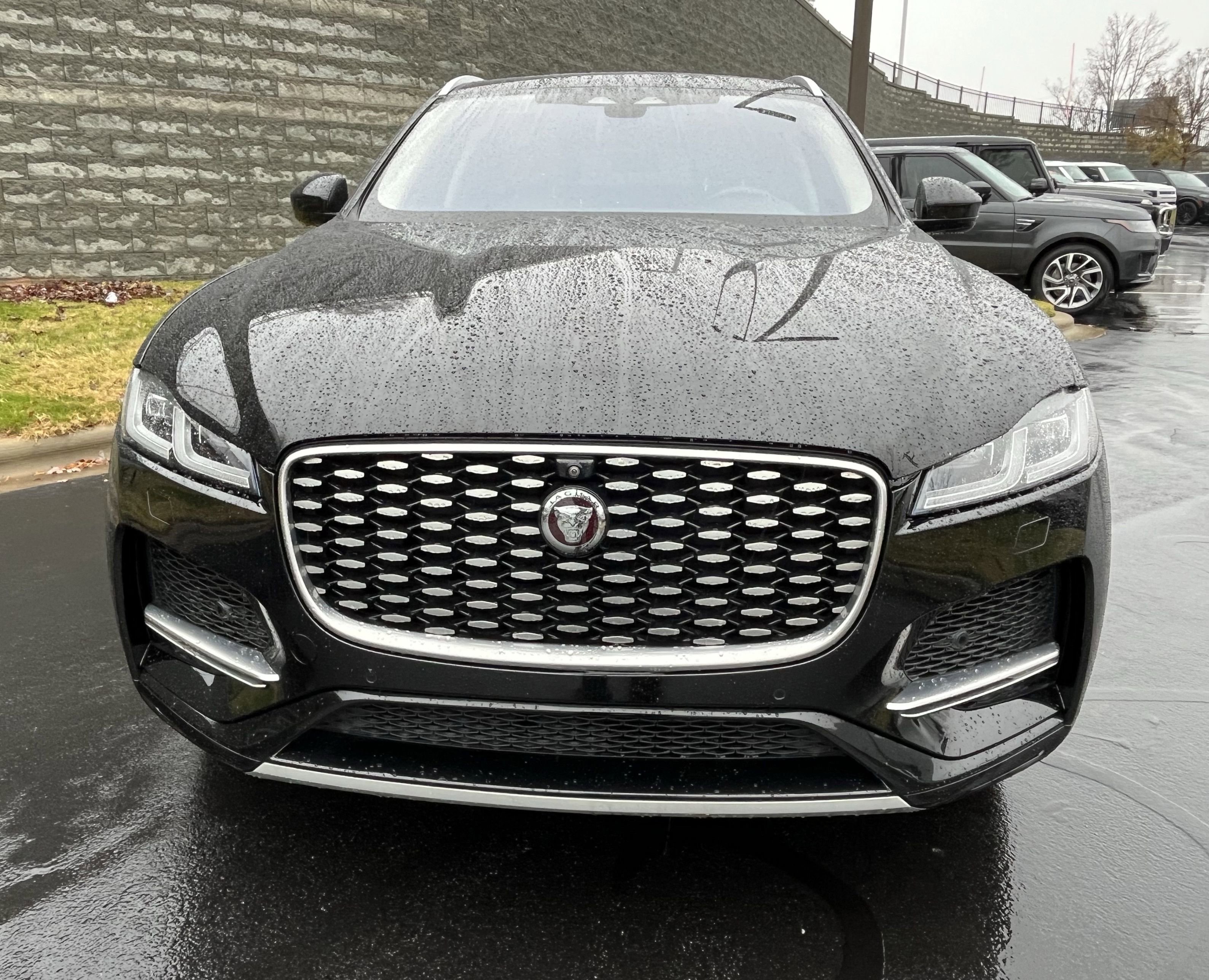 Used 2021 Jaguar F-PACE S image 9