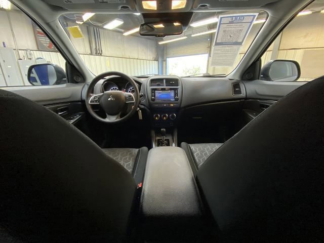 Used 2025 Mitsubishi Outlander Sport ES AWD/4WD image 17