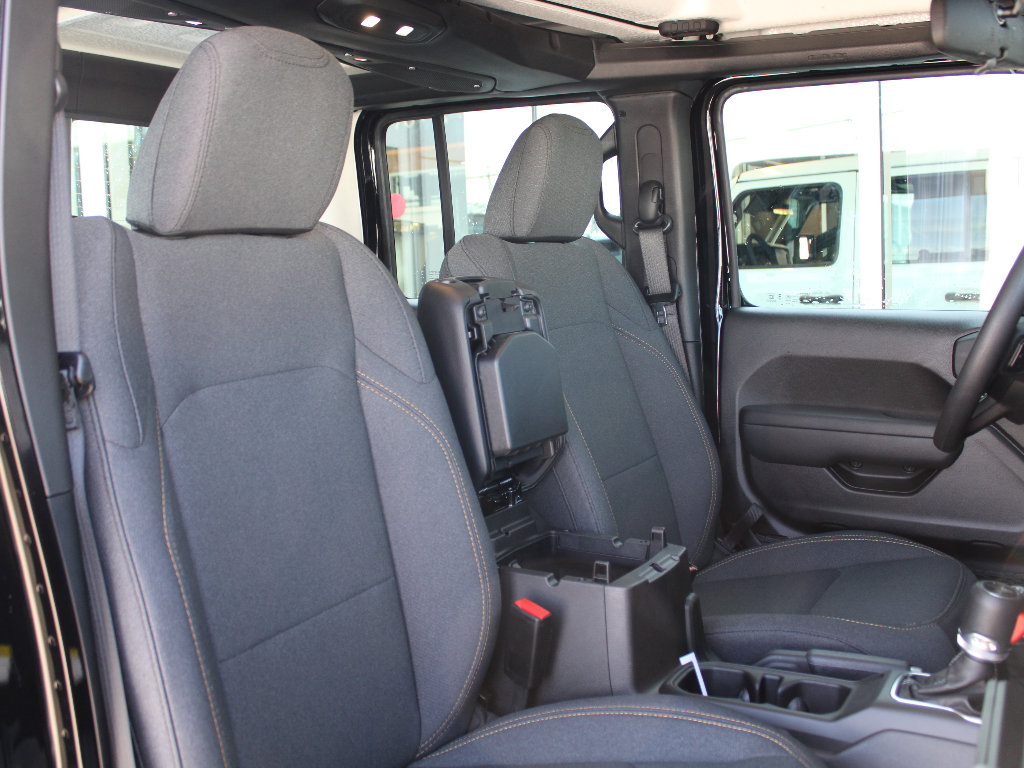 New 2026 Jeep Gladiator Sport image 25