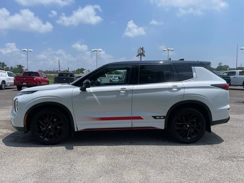 Used 2024 Mitsubishi Outlander Ralliart AWD/4WD image 4