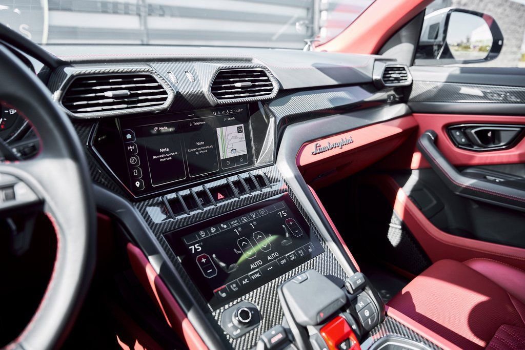 Used 2024 Lamborghini Urus S image 72