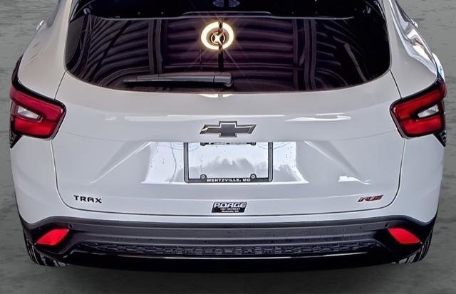 New 2026 Chevrolet Trax RS w/ Sunroof Package image 12