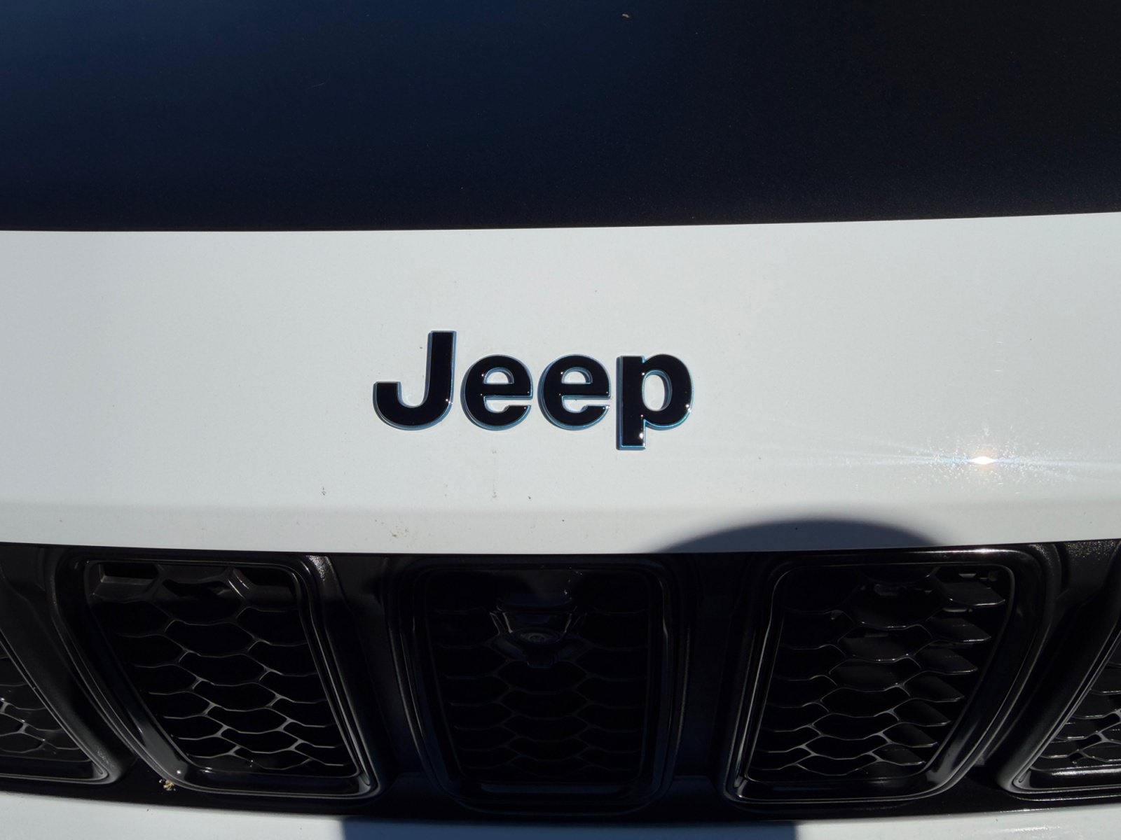 Used 2023 Jeep Grand Cherokee Trailhawk w/ Luxury Tech Group III AWD/4WD image 9