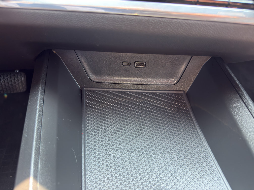 Certified 2025 Chevrolet Equinox RS AWD/4WD image 21