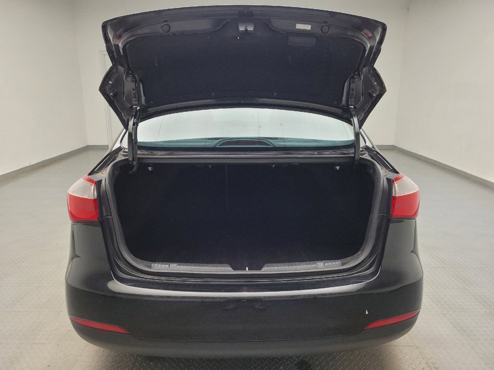 Used 2016 Kia Forte LX FWD image 29