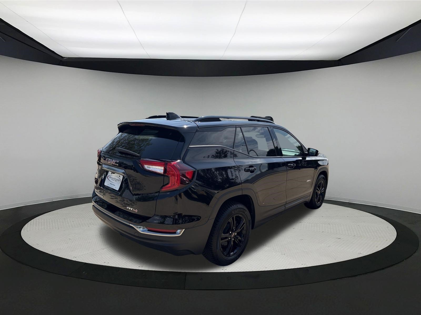 Used 2022 GMC Terrain AT4 AWD/4WD image 7