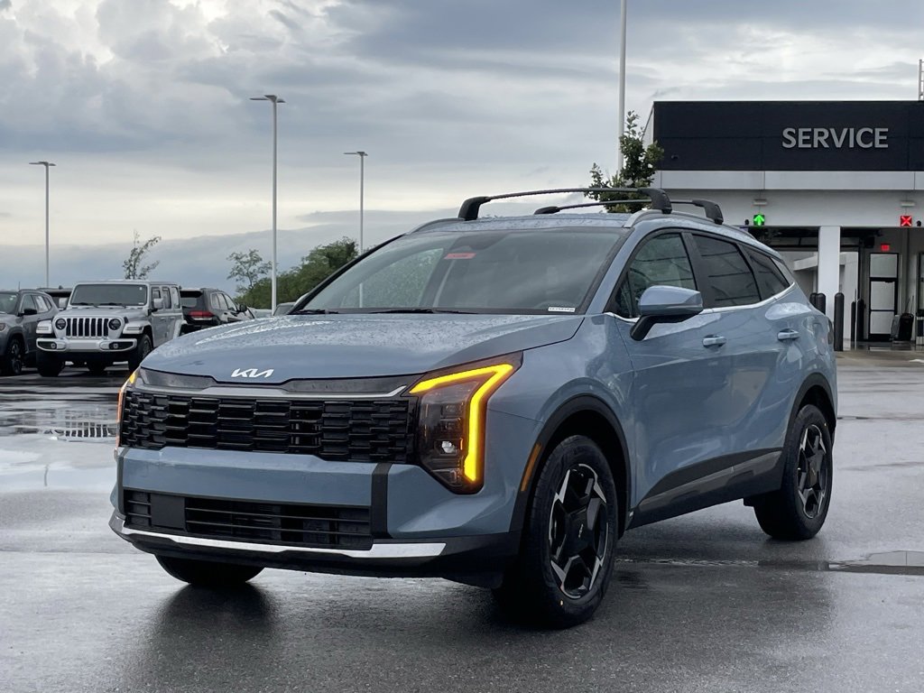 New 2026 Kia Sportage EX image 3