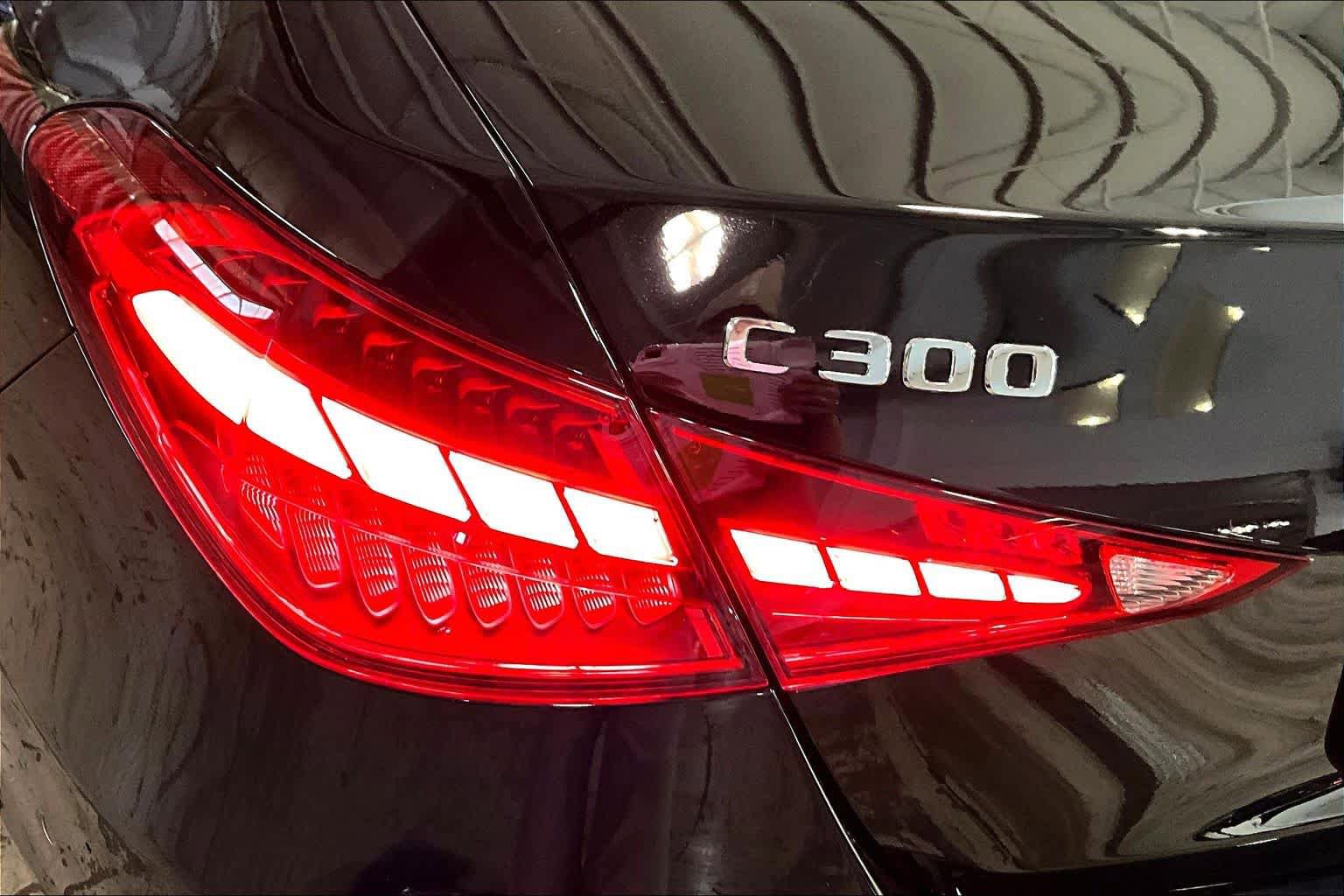 Used 2024 Mercedes-Benz C 300 4MATIC Sedan w/ Exclusive Trim Package image 28