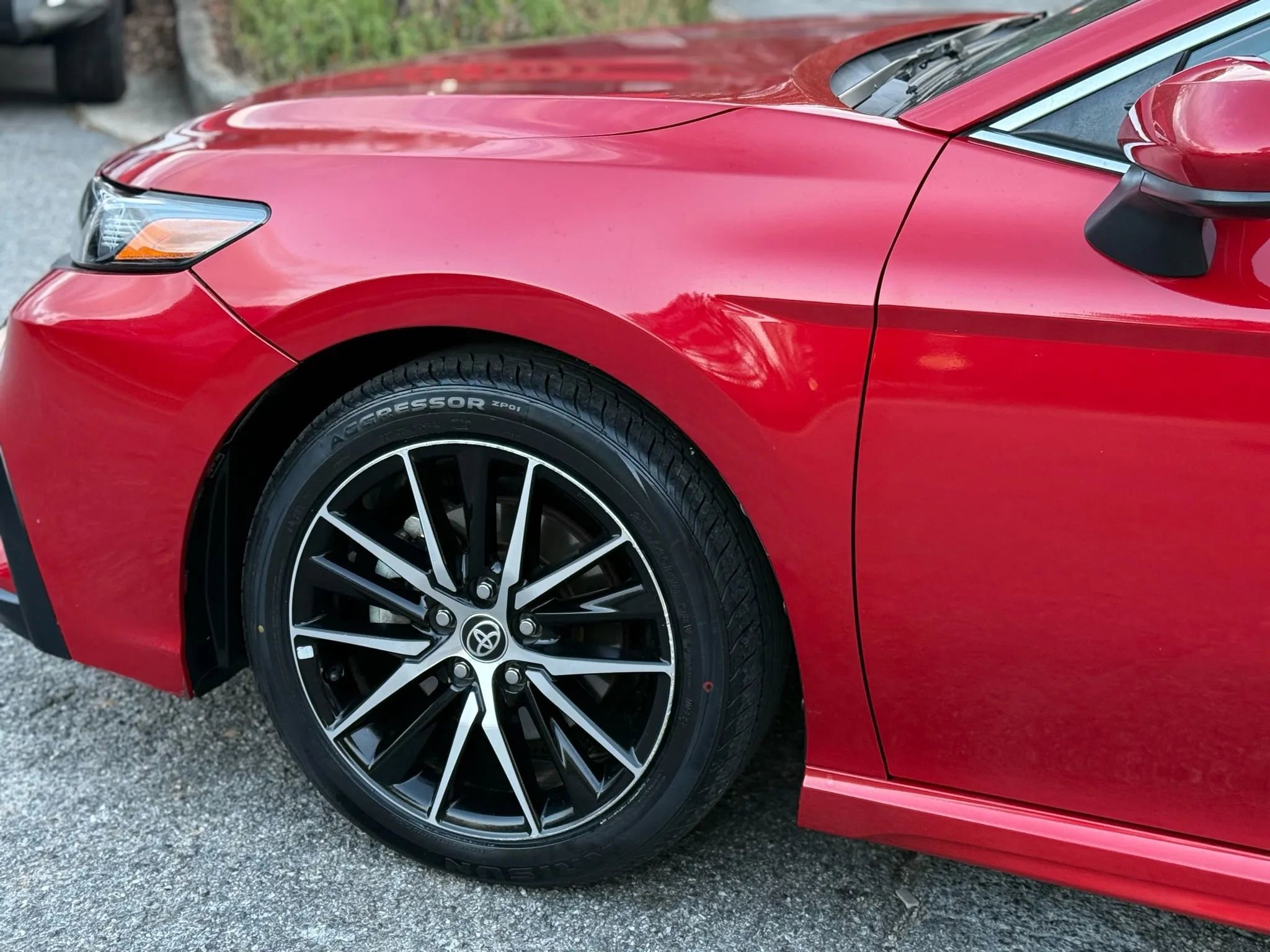 Used 2021 Toyota Camry SE image 7