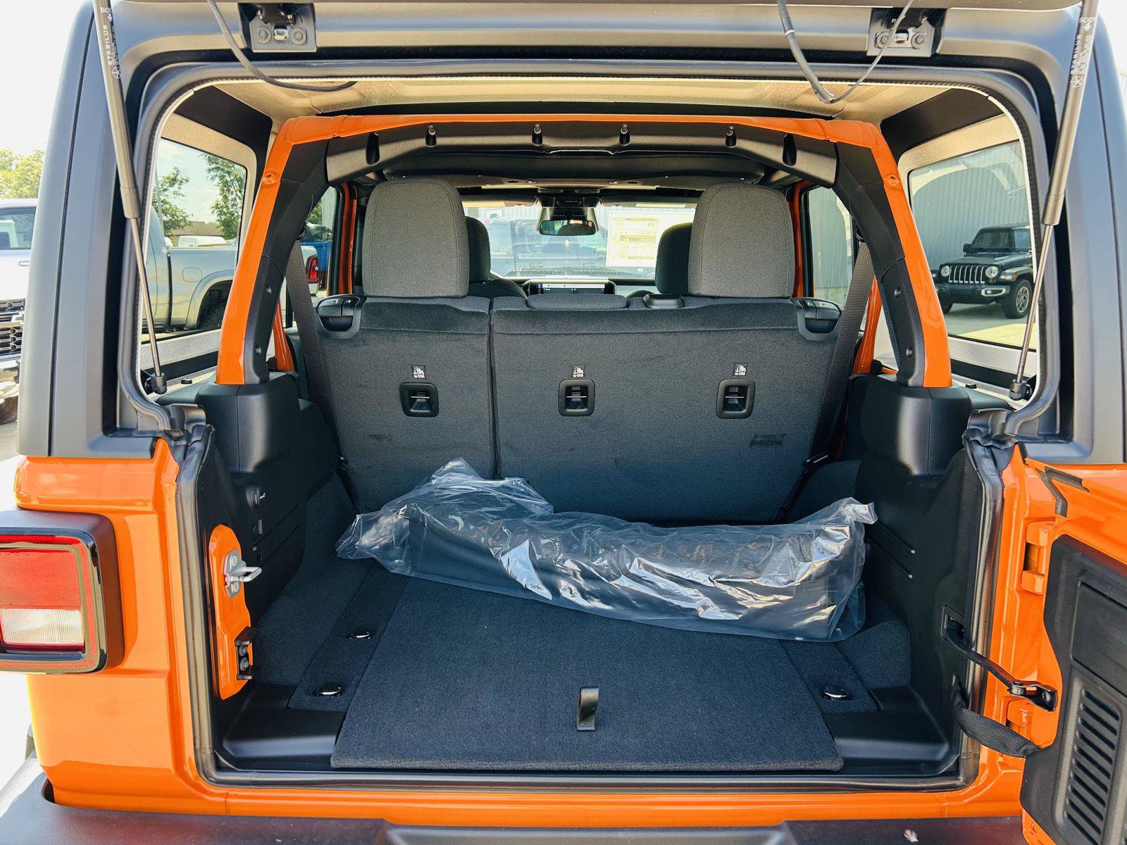 New 2026 Jeep Wrangler Unlimited Sport AWD/4WD image 24