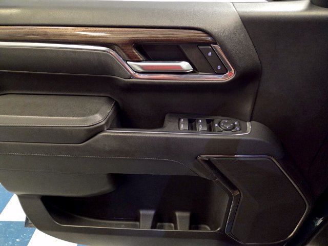 Used 2024 Chevrolet Silverado 1500 LT AWD/4WD image 27