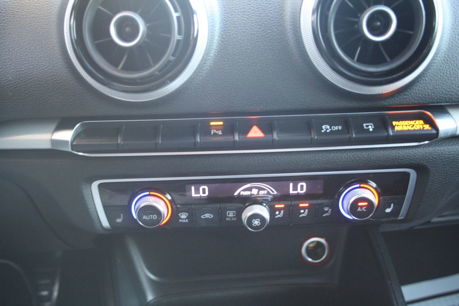 Used 2016 Audi A3 1.8T Premium image 24