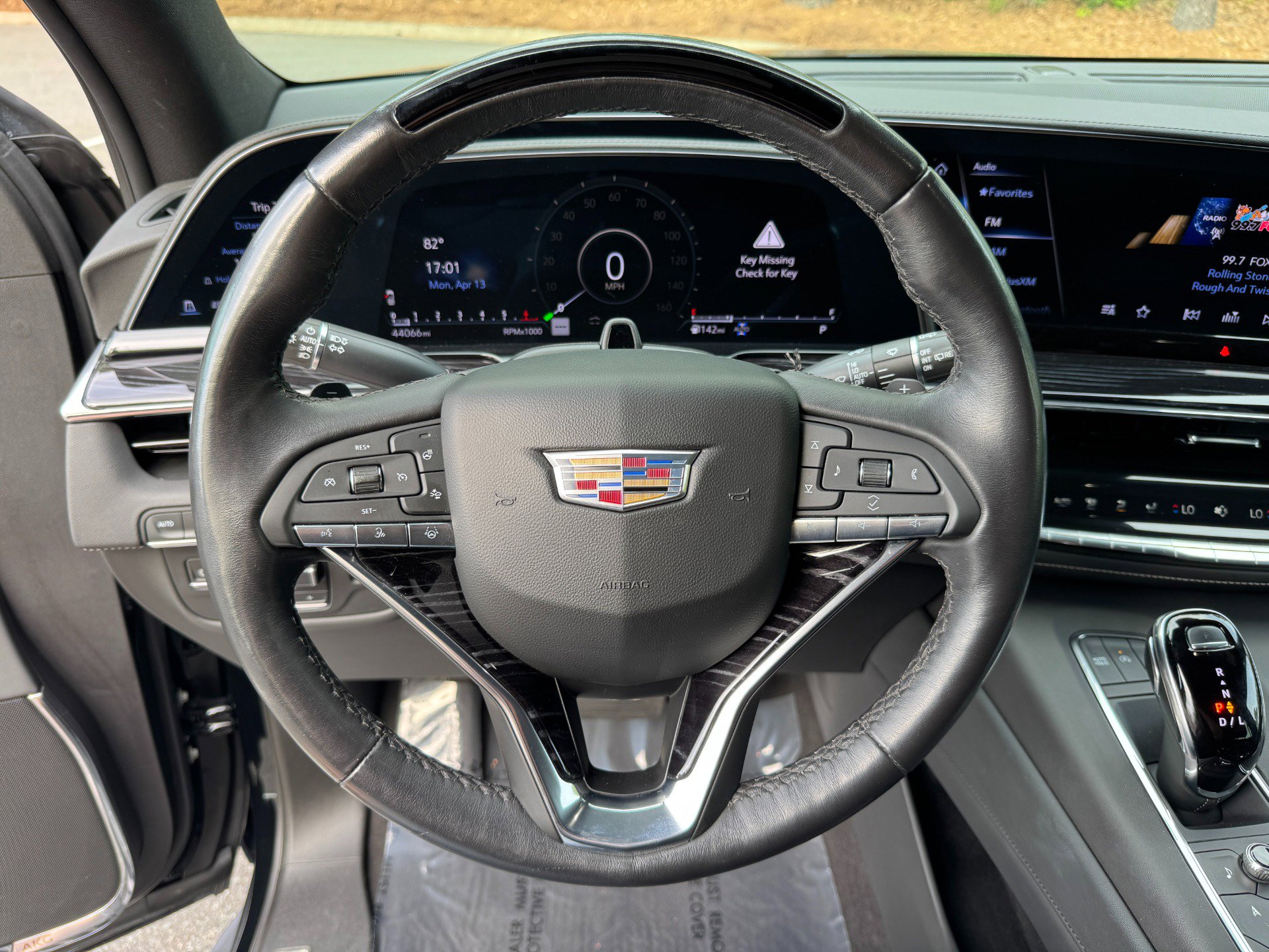 Used 2023 Cadillac Escalade ESV Sport image 31