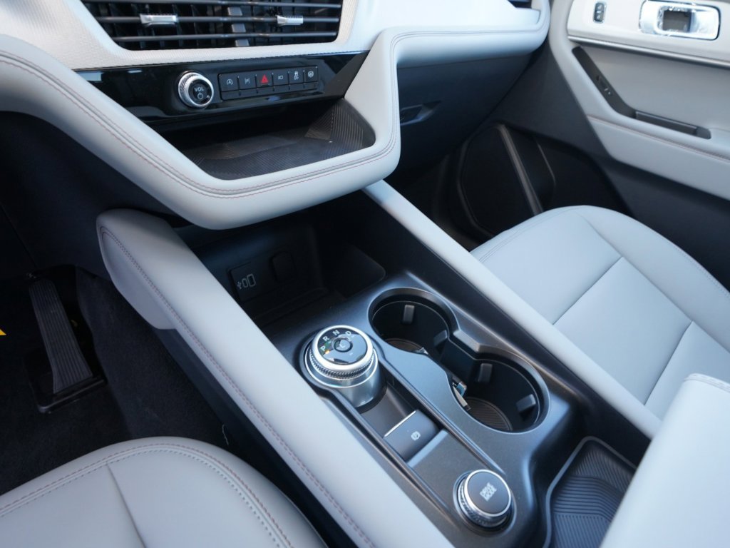 New 2026 Ford Explorer Active w/ Active Comfort Package AWD/4WD image 18