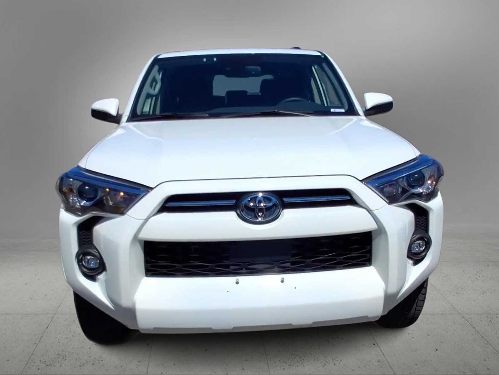 Used 2022 Toyota 4Runner SR5 RWD image 3