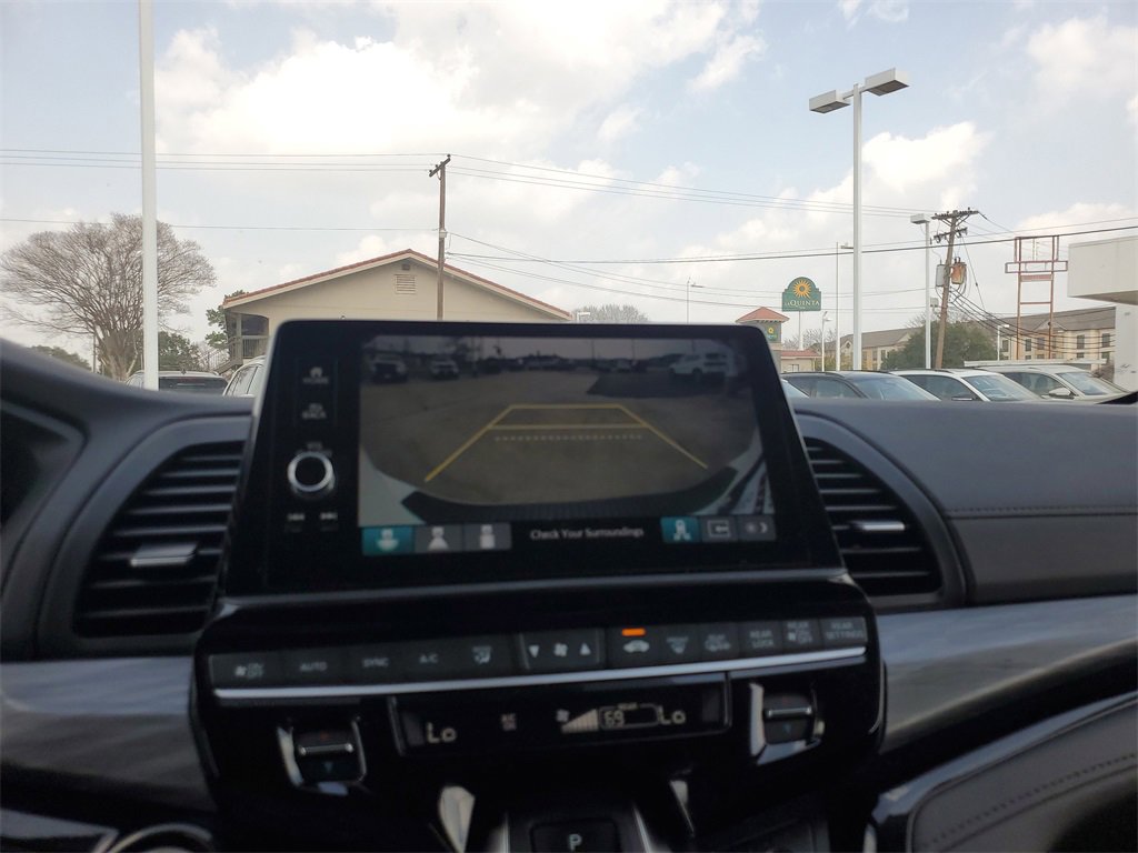 Used 2025 Honda Odyssey Elite image 16