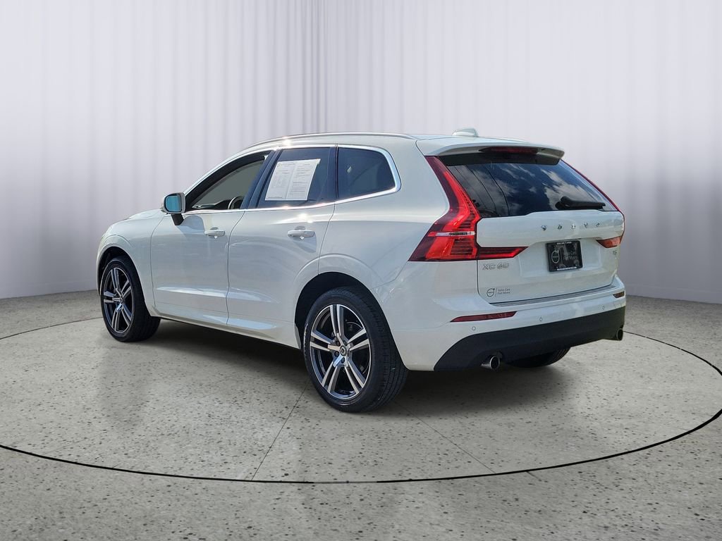 Used 2021 Volvo XC60 T5 Momentum w/ Protection Package Premier image 6