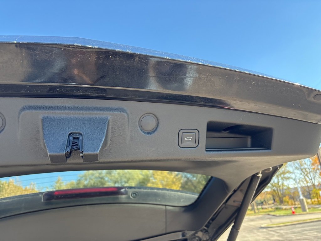 Used 2019 Chevrolet Equinox LT image 15