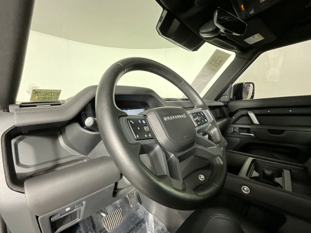Certified 2024 Land Rover Defender 110 X-Dynamic SE AWD/4WD image 15