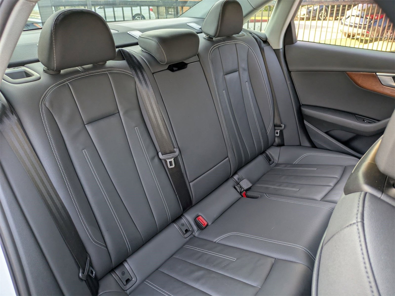 Used 2023 Audi A4 2.0T Premium w/ Convenience Package image 29