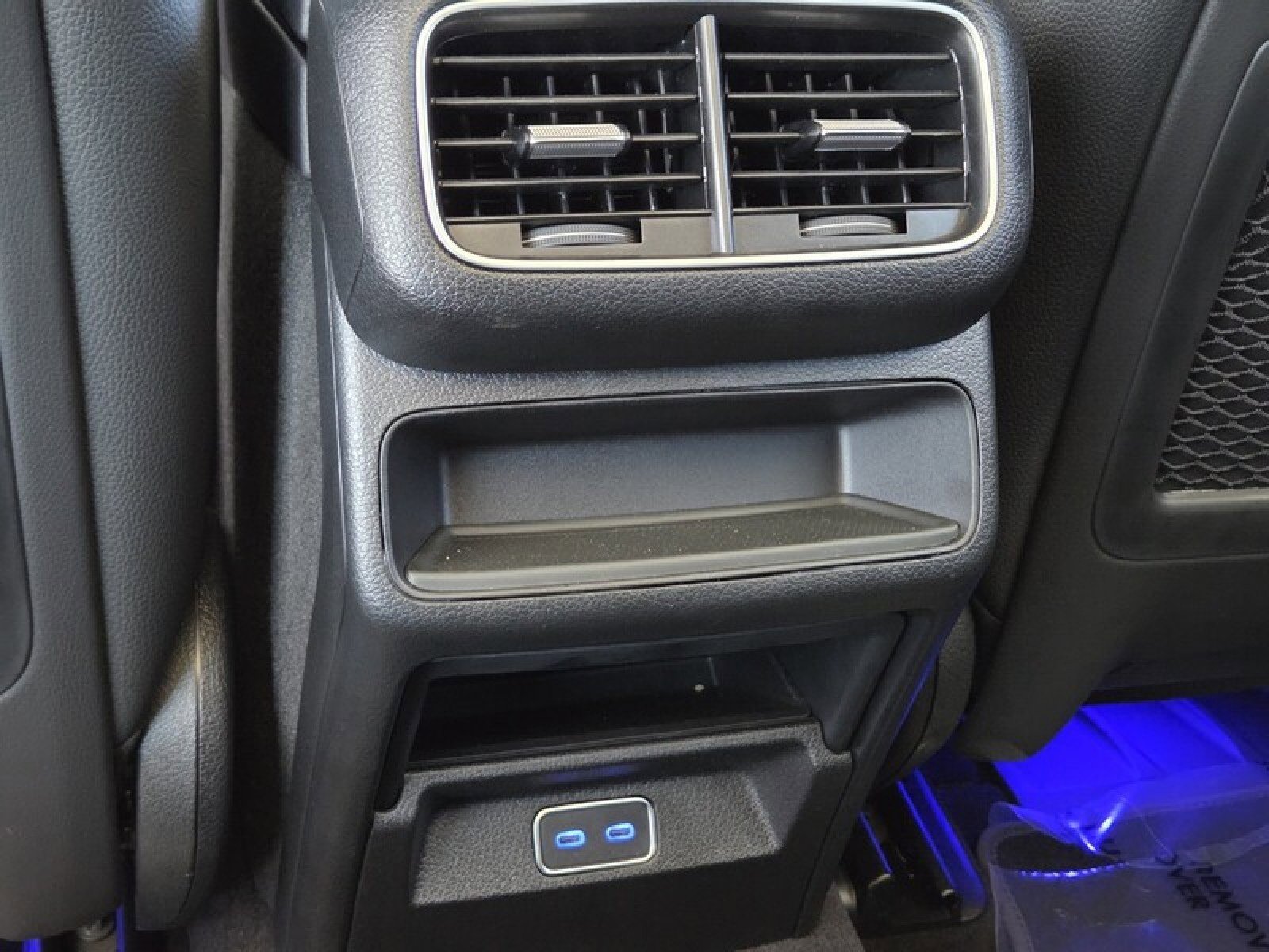 Certified 2025 Mercedes-Benz GLE 350 4MATIC w/ Winter Package image 15