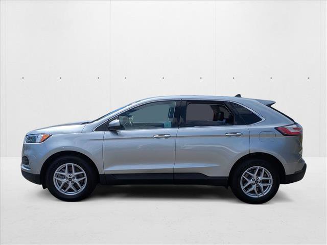 Used 2024 Ford Edge SEL image 9