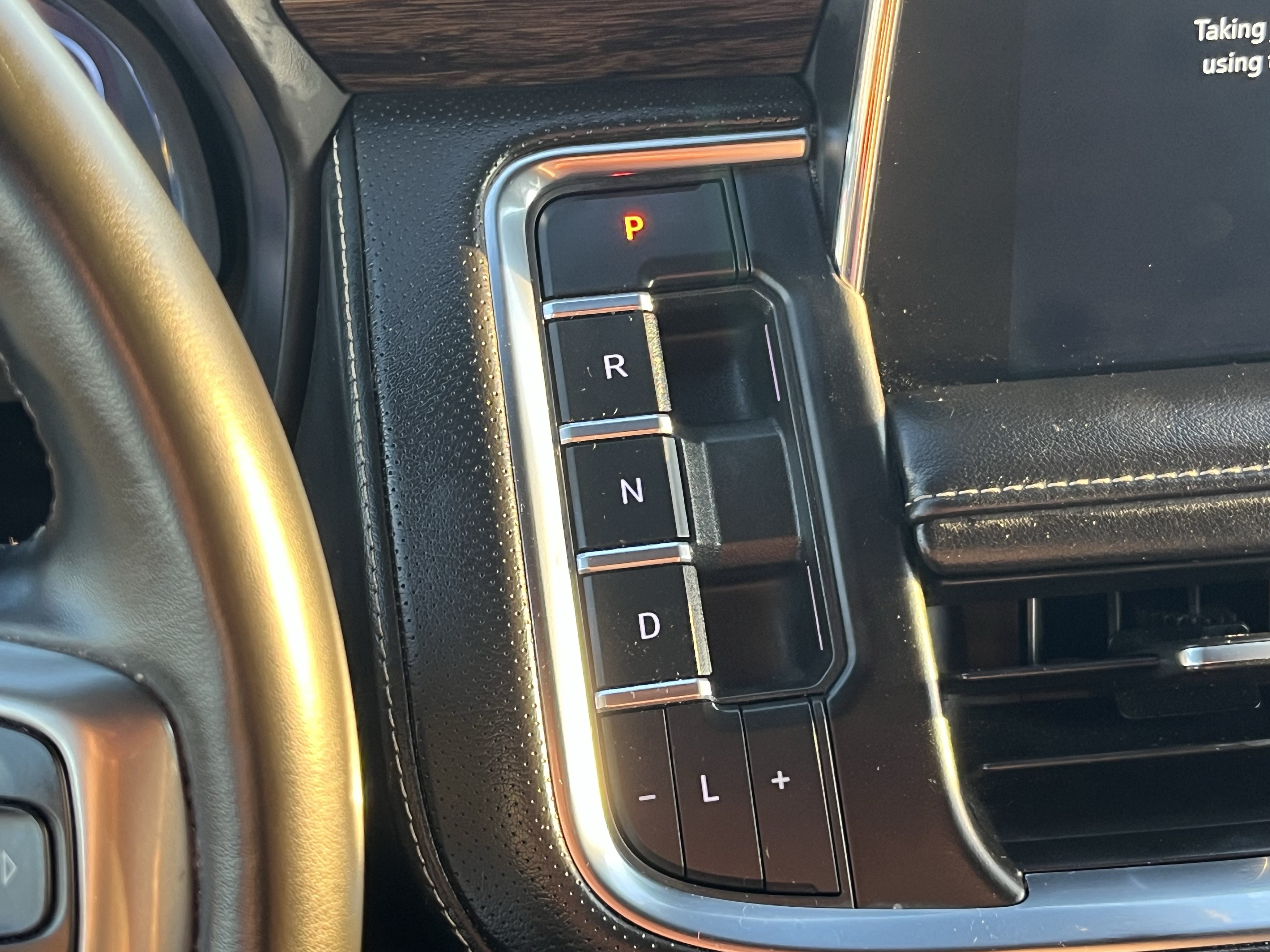 Used 2023 Chevrolet Suburban Premier RWD image 24