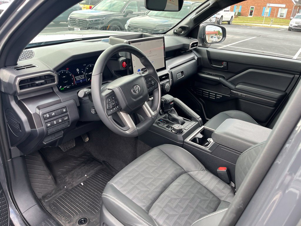 Used 2026 Toyota 4Runner TRD Off-Road Premium AWD/4WD image 25