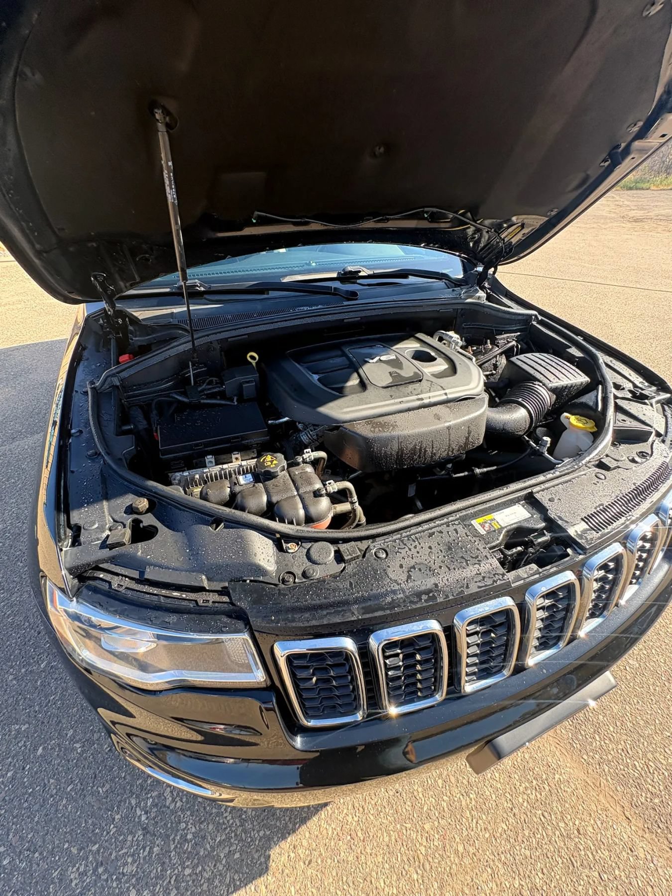 Used 2017 Jeep Grand Cherokee Limited AWD/4WD image 49