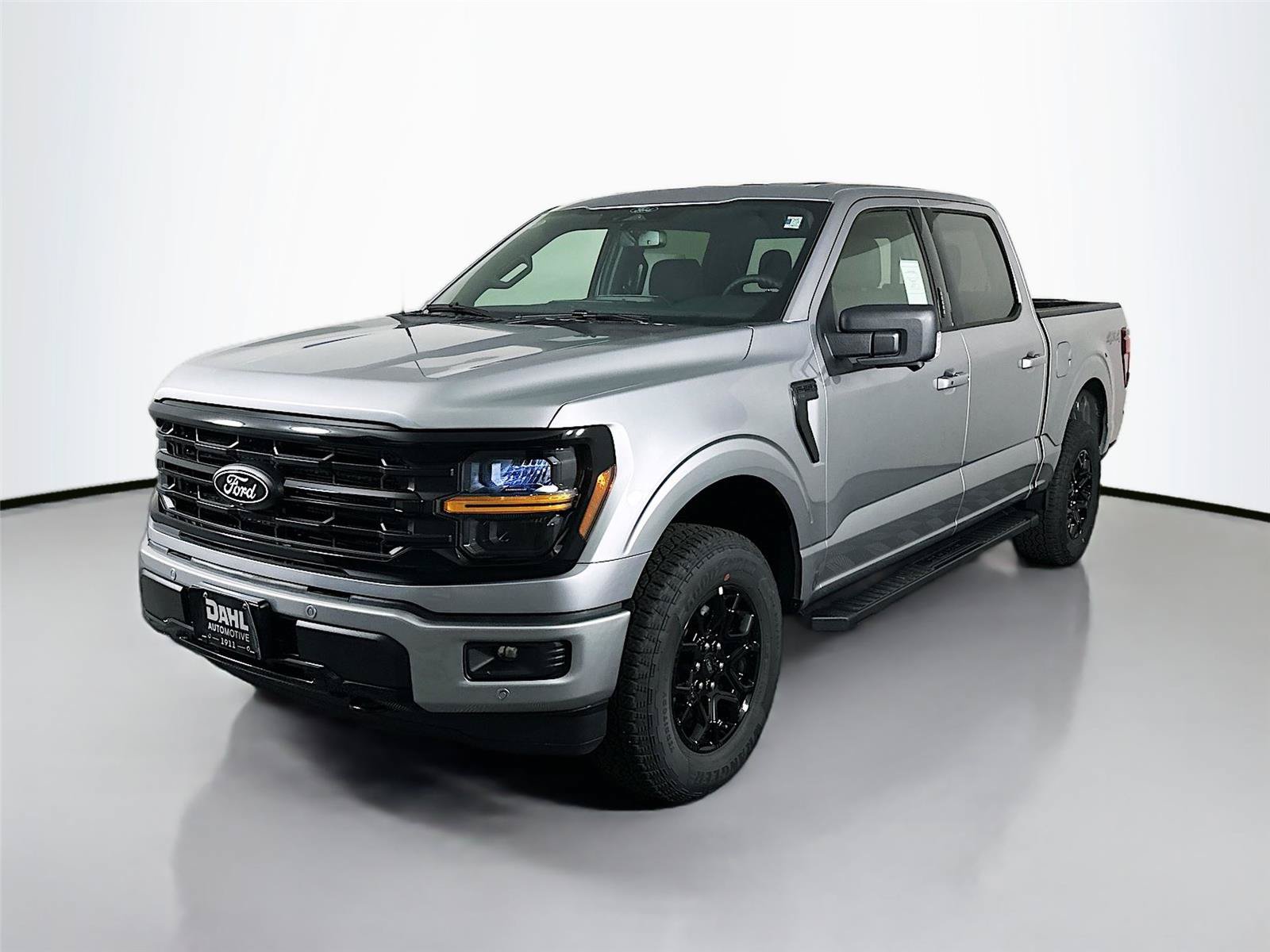 New 2026 Ford F150 XLT w/ Equipment Group 302A MID AWD/4WD image 4