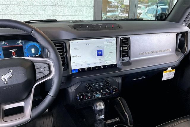 Used 2026 Ford Bronco Badlands AWD/4WD image 9