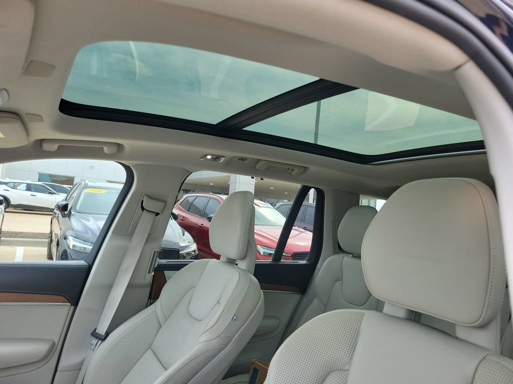 Used 2017 Volvo XC90 T6 Inscription w/ Vision Package AWD/4WD image 21
