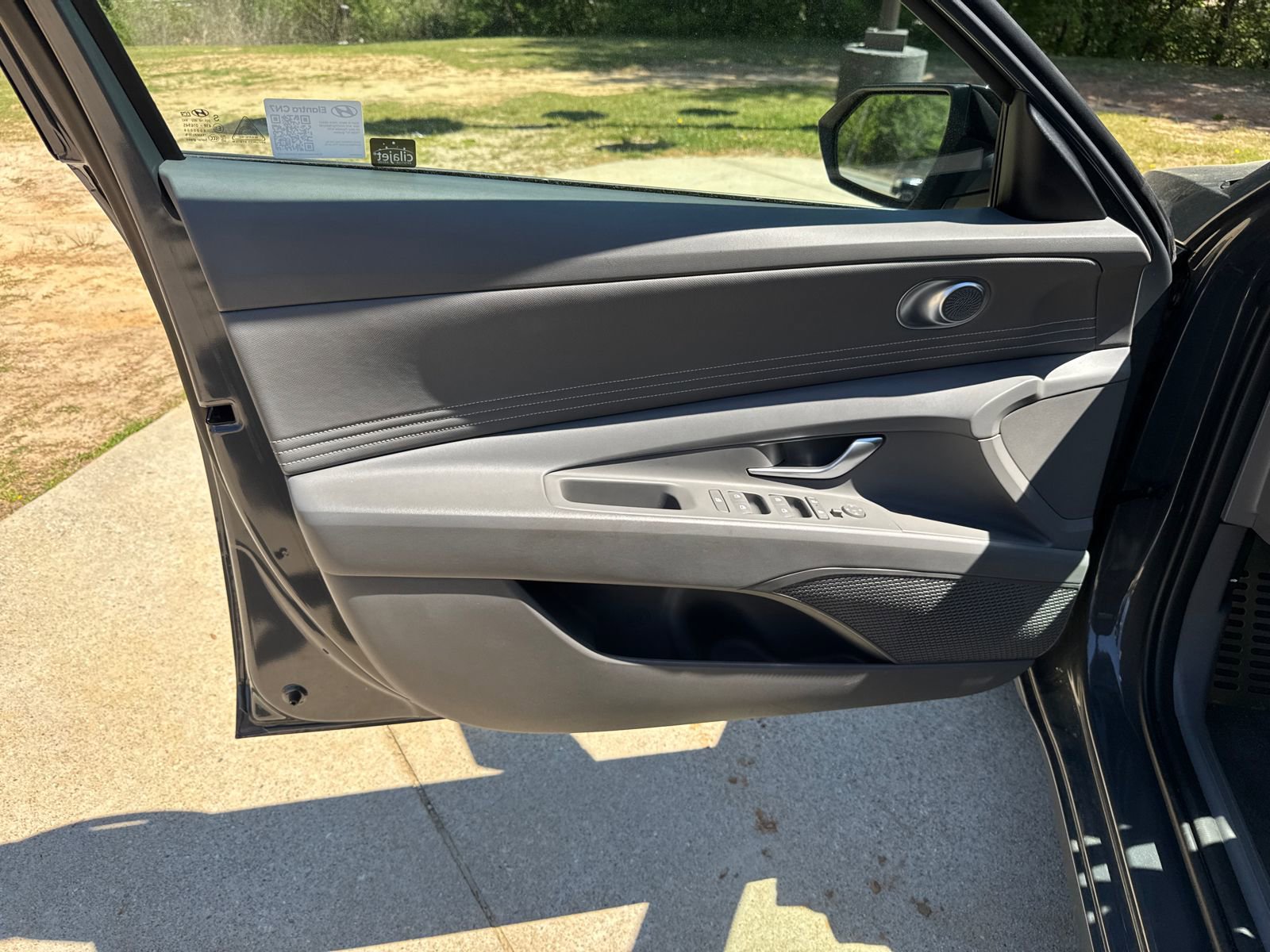 Certified 2025 Hyundai Elantra Sport FWD image 10