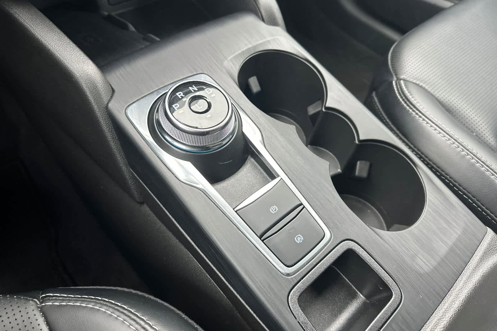 Certified 2025 Ford Escape Platinum image 21