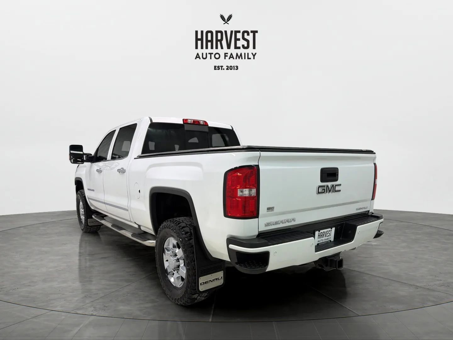 Used 2016 GMC Sierra 3500 Denali w/ Duramax Plus Package AWD/4WD image 4