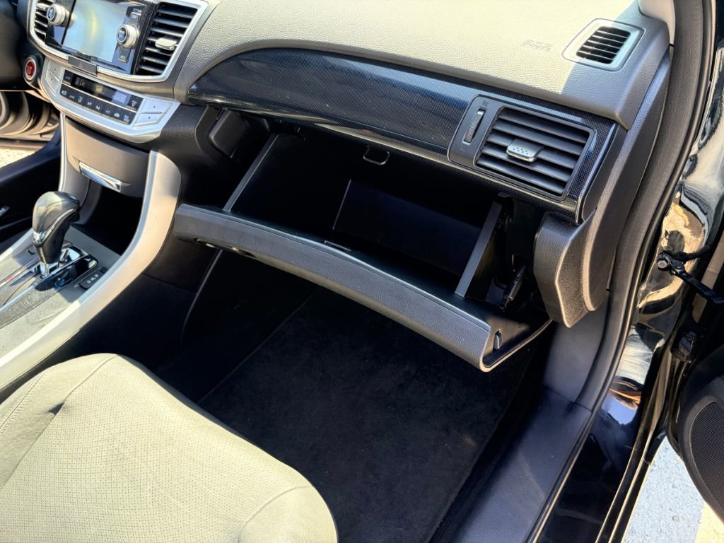 Used 2013 Honda Accord EX-L image 25