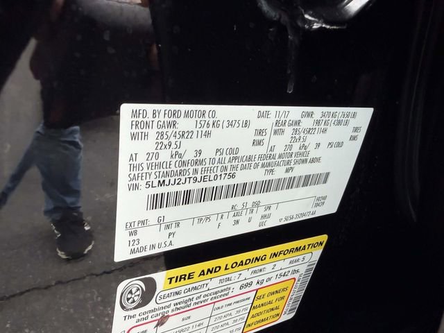 Used 2018 Lincoln Navigator Select image 20