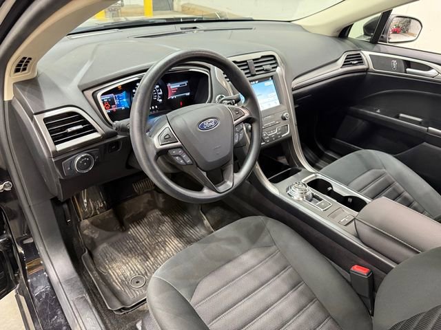 Used 2019 Ford Fusion SE image 22